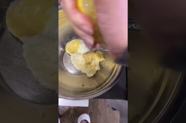 SUPER HEALTHY BLTA SALAD more keto healthy recipes, learn everything in 28-day keto challenge