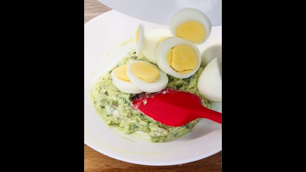 Healthy And Delicious Avocado and Egg Sandwich | Taste Assured#shorts Healthy And Delicious Avocado and Egg Sandwich | Taste Assured#shorts