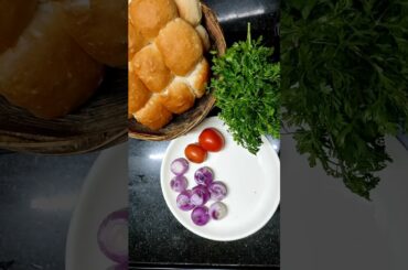 Mumbai Street Food Recipe #Indian #StreetFood #Famous #QuickRecipe #BachelorsCooking #shorts