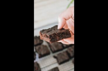 Vegan Brownie | gluten free snack