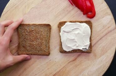 Red pepper with hummus- Healthy Sandwich Recipes For Weight Los