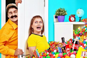 COOLEST WAYS TO SNEAK FOOD FROM YOUR PARENTS || Funny Snacks And Candy Pranks By 123 GO! BOYS