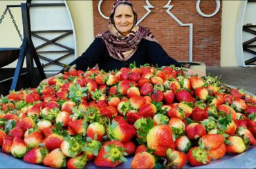 STRAWBERRY Rava Kesari Recipe | Sweet Indian Dessert | Healthy Fruit Recipe | Halwa Recipe