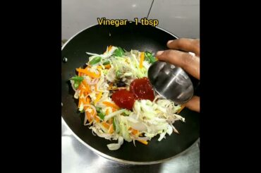 Chapati Noodles Recipe | Roti Noodles Recipe | Lunch Box Recipe | Healthy Breakfast Recipe #shorts