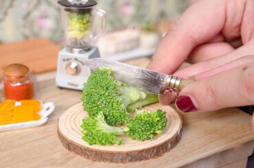 Nothing is more healthy than a Miniature Broccoli Soup | 4K ASMR Cooking Mini Food Recipe