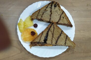 #sunday  special fruit choclate sandwich/ #youtubeshorts /#healthy #breakfast /best sandwich recipe.