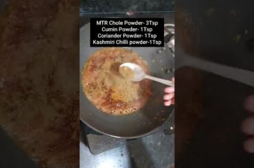 CHOLE MASALA / CHICKPEAS GRAVY #shorts #cholemasala #cholerecipe