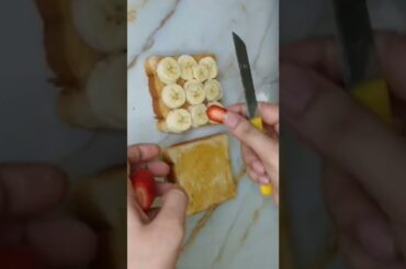 2 Min Healthy Sandwich | Peanut Butter Banana Sandwich | Lunch Box Idea | Toddlers Healthy breakfast