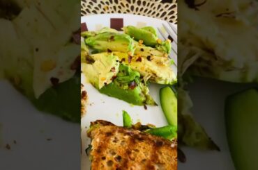 Egg sandwich with avocado and cucumber/Healthy weight loss recipe#shorts#simplywithviji#weightloss