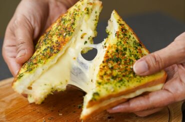 Garlic Cheese Sandwich | Eggless & No Oven | Easy Garlic Sandwich Recipe | Cheese Garlic Sandwich