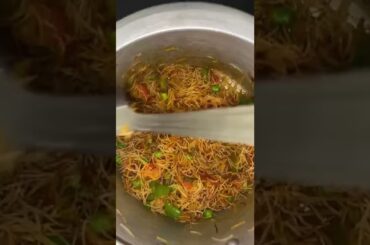 Namkeen Seviyan Healthy Recipe| Healthy Breakfast Recipe| Shweta Singh #shorts #khaokhilao #healthy