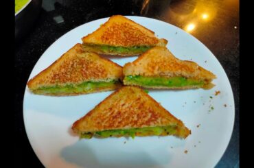 BREAKFAST RECIPES / ALOO SANDWICH RECIPE / BREAKFAST IN 5 MINS/SPICY SANDWICH/BREAD RECIPE / SNACKS/