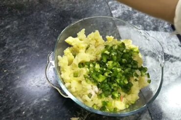 Potato Chicken bread rolls by Javeria Ahmed|Delicious recipes with Javeria Ahmed#viral #snackrecipe