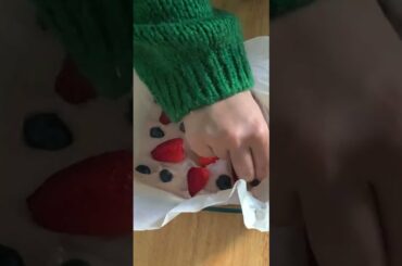 Chocolate Frozen Yogurt Bark | Healthy Snack Recipe #shorts