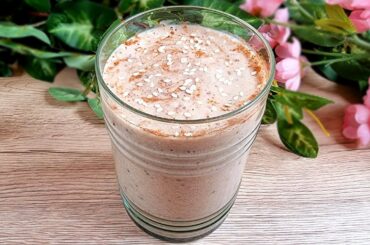 Start your day in a healthy way! Oats smoothie for weight loss. The perfect breakfast recipe!