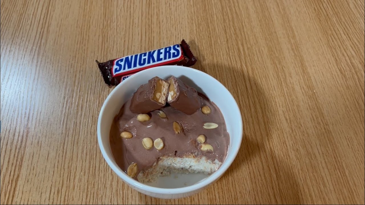 Tasty oats a'la snickers – Healthy recipes (470kcal in 10min) Tasty oats a'la snickers - Healthy recipes (470kcal in 10min)