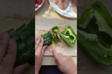 Low Calorie Chicken & Black Beans ASMR Cooking (recipe in the comments) #shorts #asmr #cookingasmr