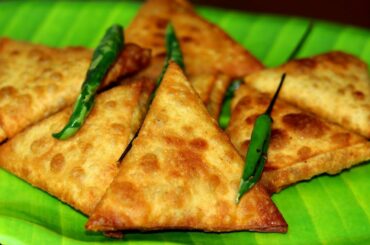 Street Style Onion Samosa| South indian style onion samosa recipe in hindi| Easy Snacks recipe hindi