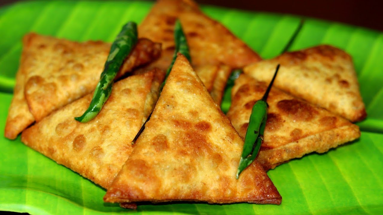 Street Style Onion Samosa| South indian style onion samosa recipe in hindi| Easy Snacks recipe hindi Street Style Onion Samosa| South indian style onion samosa recipe in hindi| Easy Snacks recipe hindi