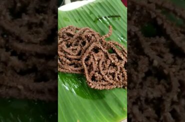 raagi murukku / kelvaragu muruku / healthy recipes/ evng snacks #shorts #rasirusi