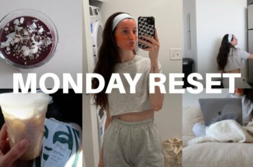 MONDAY RESET VLOG: face masks, laundry, starbucks, working out, healthy recipes, cleaning motivation