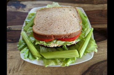 HEALTHY CHICKEN SALAD SANDWICH!!!