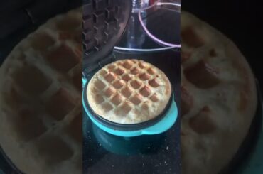 Healthy Oats and Quinoa Waffles for toddler/kids/protein rich #healthy #kids #toddler#asmr