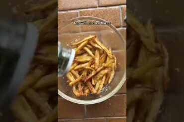 Low Calorie Garlic Butter Parmesan Fries