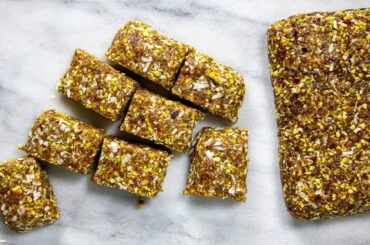 A Simple Healthy Snack Recipe with Pistachios and Dates