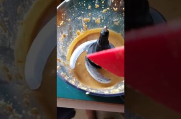 Homemade Peanut Butter |Healthy Hunting Snacks