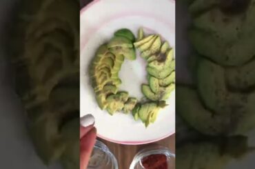 Quickly and healthy breakfast idea. #breakfast #recipe #avocado