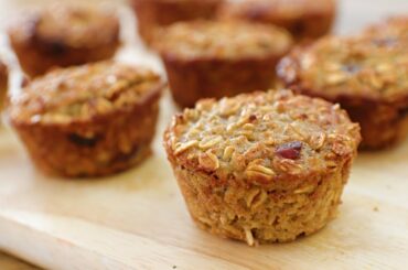 Healthy Oatmeal & Apple Muffins Recipe