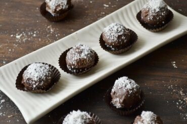 Healthy Kids Snacks Recipe - Chocolate Coconut Energy Balls - energy balls recipe 2021