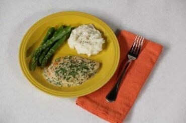 Healthy Dinner Chicken with Creamy Chive Sauce Recipe