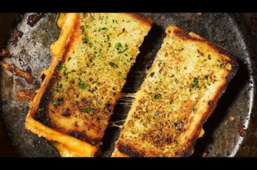 BREAKFAST RECIPE| HEALTHY BREAKFAST| GARLIC BREAD RECIPE| EASY SANDWICH RECIPE #cookingshorts