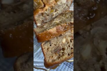 Homemade banana bread! #food #shorts #recipe #cooking #banana #bananabread #healthy #sweet #bake