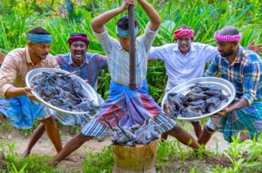 BLACK CHICKEN SOUP | Traditional Crushed Kadaknath Chicken Recipe Cooking in Village