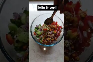 1 min healthy sprouts recipe | Protein Salad Recipe | Moong Sprouts Salad #shorts #ytshorts #viral
