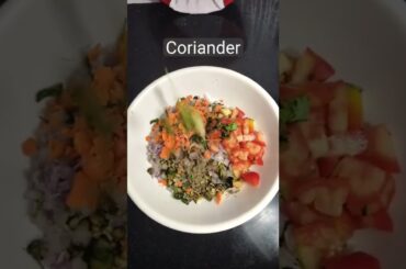 Healthy Sprouts Recipe #shorts #sproutssalad Moong sprouts salad #sproutschat