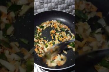 Instant Vegetable Pohe.#Easy and Healthy  lunch box idea. #CookwithAparna