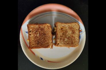 Mushroom Sandwich | Easy & Healthy breakfast ideas | Weight loss recipe #shorts | @JeyRe's Kitchen