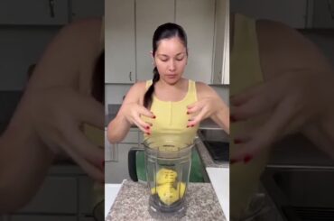 Best Green Detox Smoothie Recipe For Weight Loss LOSE 15KG  30LBS IN 2 WEEKS #shorts #loseweight