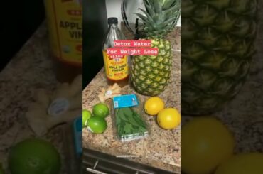 Best Green Detox Smoothie Recipe For Weight Loss LOSE 15KG  30LBS IN 2 WEEKS #shorts #loseweight