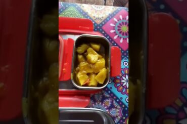 Super Duper healthy Lunch Box for Kids/#Aalokisabzi#AppleFruit #Biscuit#shorts#ytshorts #ashortaday