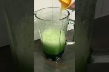 Best Green Detox Smoothie Recipe For Weight Loss LOSE 15KG  30LBS IN 2 WEEKS #shorts #loseweight