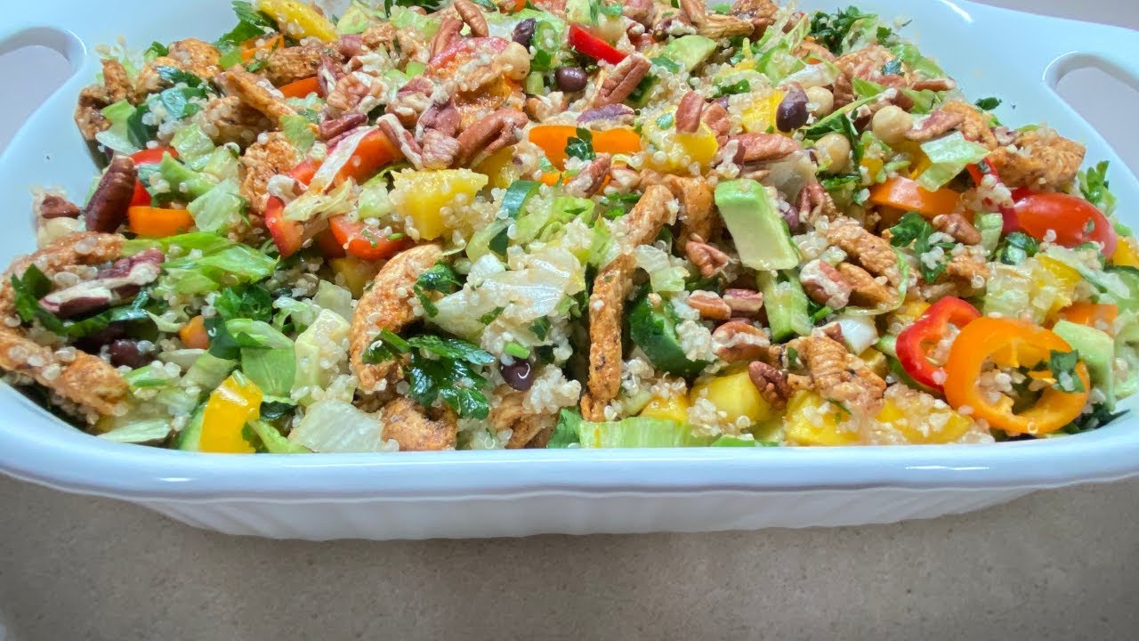 Quinoa Salad With Chicken | Healthy And Filling! Quinoa Salad With Chicken | Healthy And Filling!