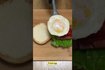 Breakfast Burger | Breakfast Sandwich | Quick and Easy Breakfast Recipe | #short | #shorts