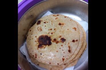 Today's Healthy Dinner 11 August 2022 |Palak and paneer gravy and Chapathi |#shorts