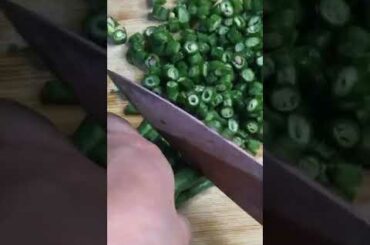 HOW TO MAKE STRING BEANS OMELETTE | HEALTHY BREAKFAST RECIPE! #shorts #youtubeshorts #stringbeans