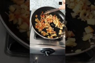 veg vermicelli/pear plum salad/#shorts #healthy salad #vermicelli_recipe @Shalsi Bawarchi Khana